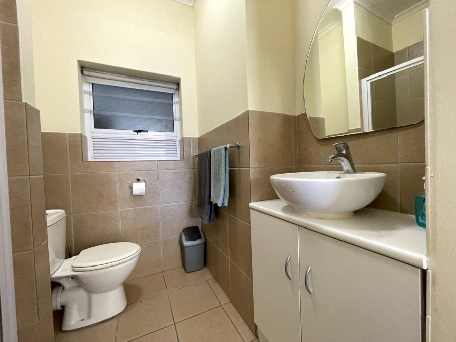 To Let 1 Bedroom Property for Rent in Beach Estate Western Cape
